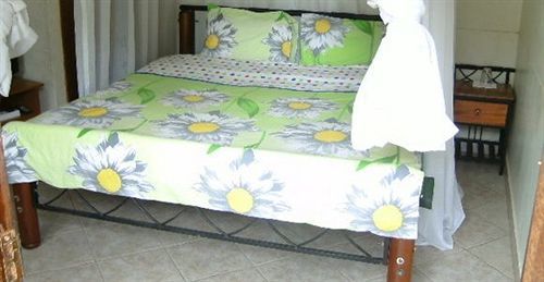Fahari Guest House Nairobi Bagian luar foto