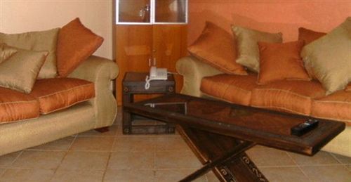 Fahari Guest House Nairobi Bagian luar foto
